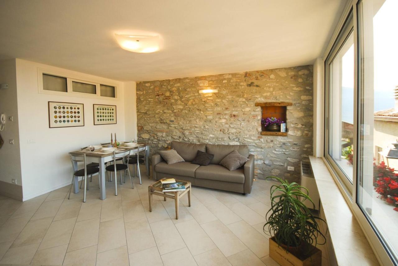 Olzano Ca De L'Adamo - Theater Home מראה חיצוני תמונה